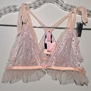 NWT! Victoria’s Secret Unlined Lace Bralette